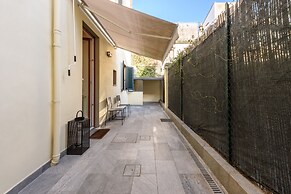 Appartamenti degli Artisti by Mmega