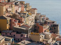 Liersena Sea View Mini Villa with AC