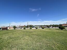 Great Western Inn & Suites