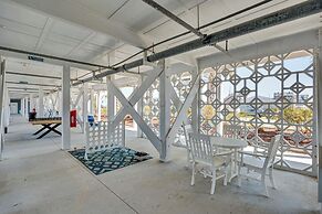 Saltwater Suites