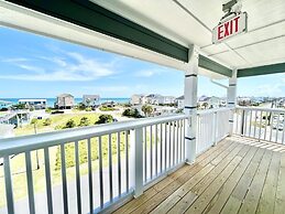 Saltwater Suites