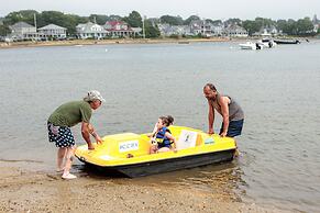 The Onset Beach Compound-Cape Cod Beach Resort & Oceanic Habitat