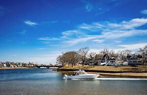 The Onset Beach Compound-Cape Cod Beach Resort & Oceanic Habitat
