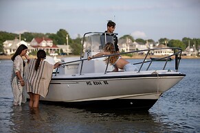 The Onset Beach Compound-Cape Cod Beach Resort & Oceanic Habitat