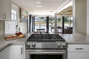 The Onset Beach Compound-Cape Cod Beach Resort & Oceanic Habitat