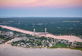 The Onset Beach Compound-Cape Cod Beach Resort & Oceanic Habitat