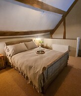 The Threshing Barn at Penrhos Court