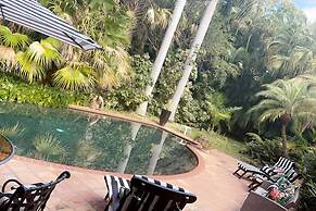 New Live Oak Cottage/beach/downtown/pool/shops/cafés