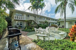 Mid Mari - Gorgeous Nautical Condo Near Beach, Shops & Restaurants- Co