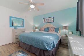 Mid Mari - Gorgeous Nautical Condo Near Beach, Shops & Restaurants- Co