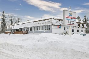 Lakeside Inn