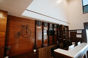 Daksh The Madhuvan Suites Dwarka