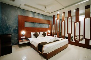 Daksh The Madhuvan Suites Dwarka