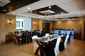 Daksh The Madhuvan Suites Dwarka