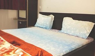 Goroomgo Brij Raj Guest House Mathura