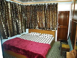 Goroomgo City Inn Shimla