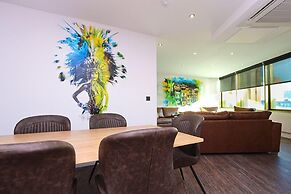 The Bling Hotel by UStay