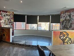 The Bling Hotel by UStay