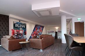 The Bling Hotel by UStay