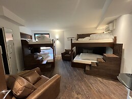 The Bling Hotel by UStay