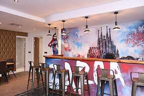 The Bling Hotel by UStay