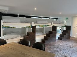 The Bling Hotel by UStay