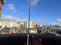 The Bling Hotel by UStay