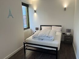 The Bling Hotel by UStay