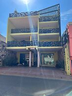HOTEL TIERRA ROJA