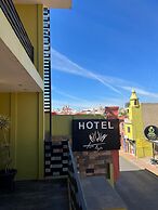 HOTEL TIERRA ROJA