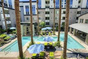 2sty Loft-Close to Shops & Dining-4057