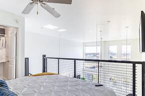 2sty Loft-Close to Shops & Dining-4057