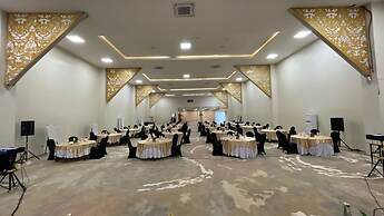 Raja Hotel Kuta Mandalika Resort & Convention