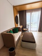 Raja Hotel Kuta Mandalika Resort & Convention