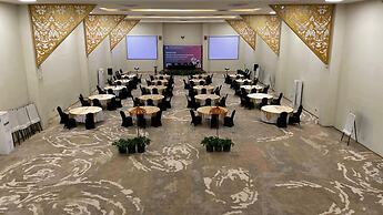 Raja Hotel Kuta Mandalika Resort & Convention