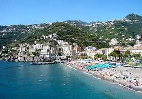 Two Bedrooms Vacation Rental in Minori Center