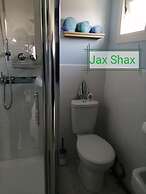 The Beach Hut Home From Home in Leysdown on Sea