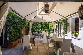 Hotel Apostoli Garden