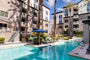 5 Mi to DT-Close to Shops-Dinin&Parking 3012