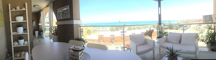 Modern Loft ,eagle Beach ,oasis Condo