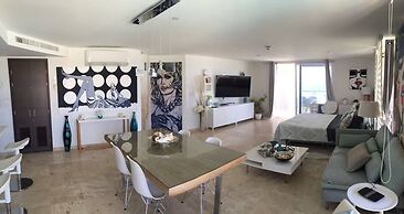 Modern Loft ,eagle Beach ,oasis Condo