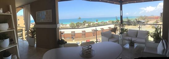 Modern Loft ,eagle Beach ,oasis Condo