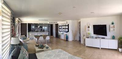 Modern Loft ,eagle Beach ,oasis Condo