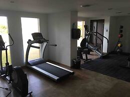 Modern Loft ,eagle Beach ,oasis Condo