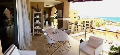 Modern Loft ,eagle Beach ,oasis Condo