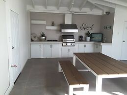 Palm Beach C, Charmingquiet Apt,wifi,beach Close,