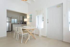 Palm Beach C, Charmingquiet Apt,wifi,beach Close,