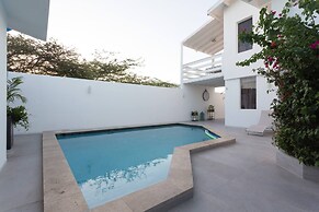 Palm Beach C, Charmingquiet Apt,wifi,beach Close,