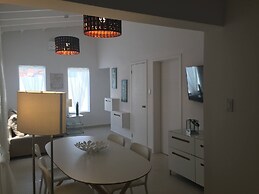 Palm Beach C, Charmingquiet Apt,wifi,beach Close,