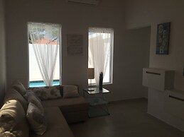 Palm Beach C, Charmingquiet Apt,wifi,beach Close,